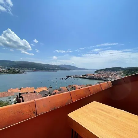 Apartamento En Corcubion, Con Increibles Vistas Al Mar Apartman