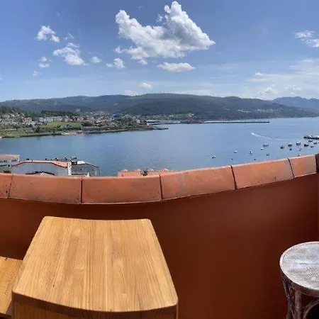 Apartamento En Corcubion, Con Increibles Vistas Al Mar Apartman